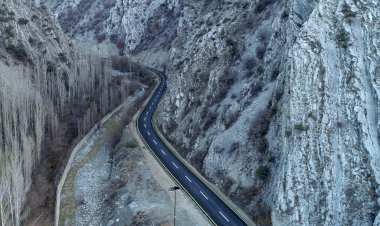 BÜYÜKŞEHİR KIRSALDAKİ ULAŞIM AĞINI GÜÇLENDİRMEYE DEVAM EDİYOR