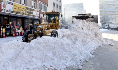 BÜYÜKŞEHİR KARLA MÜCADELEDE  TÜRKİYE'YE ÖRNEK BELEDİYE OLDU