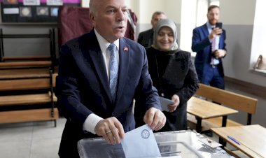 BAŞKAN SEKMEN OYUNU KULLANDI