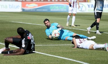 Erzurumspor'un Süper Lig Umudu Sona Erdi: Bandırmaspor 2-0 Erzurumspor FK