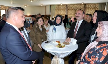 Atatürk Üniversitesi'nde Bayramlaşma Coşkusu