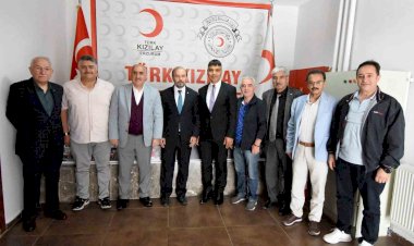 Kent Konseyi’nden Türk Kızılay Erzurum Şubesine Anlamlı Ziyaret
