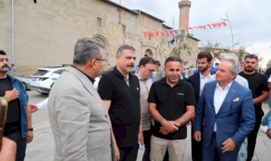 Erzurum’da Klasik Otomobil Fuarı Büyük İlgi Gördü
