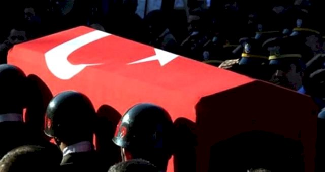 İdlib'de Esed rejiminin gerçekleştirdiği hava saldırısında 33 askerimiz şehit düştü