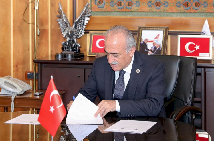 BÜYÜKŞEHİR-ÜNİVERSİTE İŞBİRLİĞİYLE DEV HAYVANCILIK PROJESİ