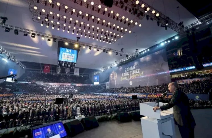 Sürpriz İsimlerin Yer Aldığı Ak Parti MKYK Üye Listesi Belli Oldu